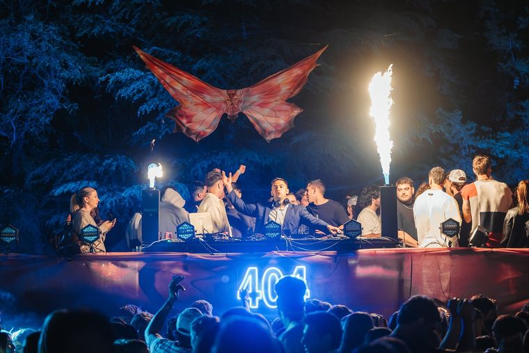 Hay 22 fiestas de Navidad habilitadas en toda la provincia. Hay 22 fiestas de Navidad habilitadas en toda la provincia.