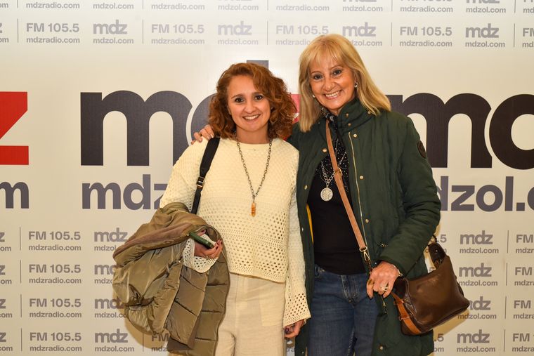 Eliana Yúdica y Nanci Gercio.