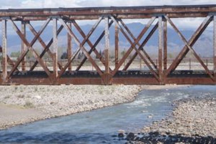 El adolescente es buscado en Rivadavia tras ser arrastrado por el río Tunuyán Foto: Archivo