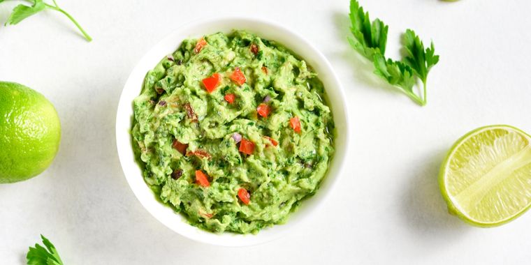 El limón para finalizar tu guacamole es esencial, así tus verduras no se oxidarán Foto: Ph Shutterstock