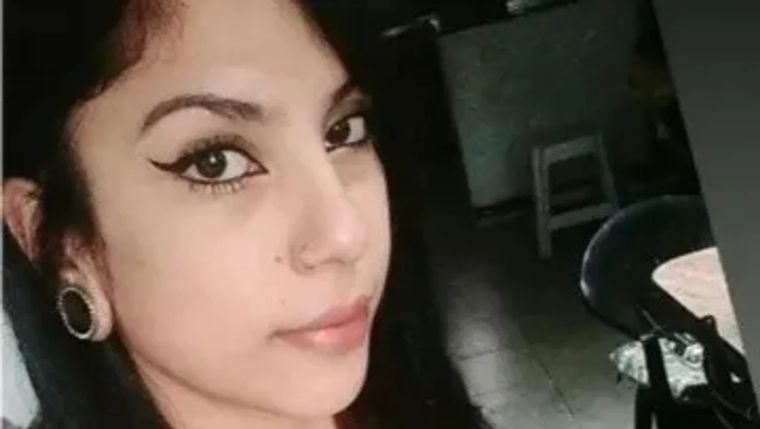 El acusado bajó de su auto y descartó el cadáver envuelto en una sábana. Foto: NA