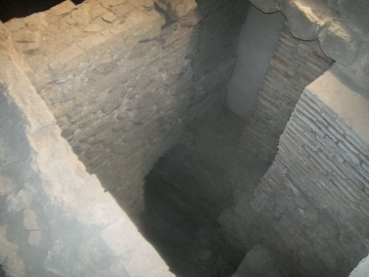714316.jpg