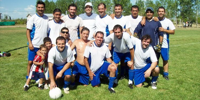 Iluminados campeón de la B