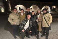 Los chefs invitados celebran, al final del servicio. No te pierdas, al final de la nota, la galería de fotos. Foto: MDZ