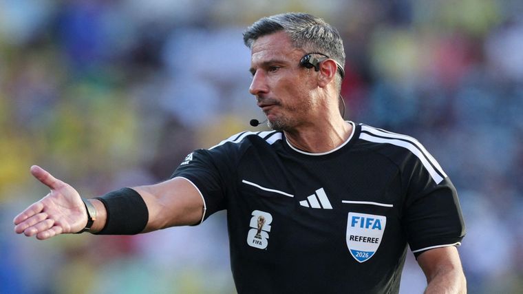 En este mundial, Vinčić arbitró Brasil vs. Marruecos, Jordania vs. Argelia y México vs. Ecuador.