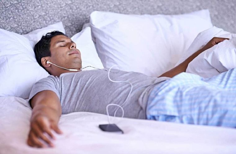 El ASMR es una técnica que prometo hacerte dormir en solo unos minutos Foto: clongeek