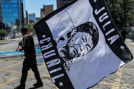 julia chunil, simbolo mapuche ambiental en chile, hoy con sus hijos acusados de su asesinato julia chunil, simbolo mapuche ambiental en chile, hoy con sus hijos acusados de su asesinato