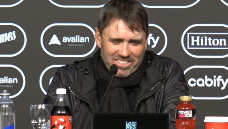 Ni la goleada calmó la intensidad de Eduardo Coudet, quien confesó un momento de furia con uno de sus jugadores.