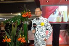 acusado de pedofilo, suspenden a medina flores de la jaula de la moda