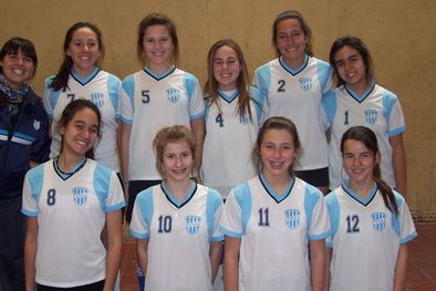 MDZol | Equipo de Voley Femenino, que participará en Juegos Evita 2011, en octubre