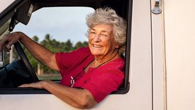 Sara Vallejo tiene 83 años y recorre miles de kilómetros para demostrar que la juventud no tiene edad.
