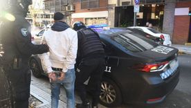 Tras la detención de los motochorros se les secuestró 150 sobres de figuritas del Mundial FIFA World Cup 2026- Tras la detención de los motochorros se les secuestró 150 sobres de figuritas del Mundial FIFA World Cup 2026-