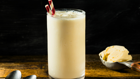 prepara este milkshake de vainilla perfecto para el verano ¡en tan solo 5 pasos! prepara este milkshake de vainilla perfecto para el verano ¡en tan solo 5 pasos!