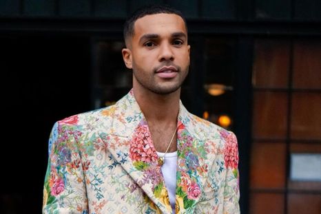 Lucien Laviscount se perfila como el nuevo James Bond con mucho estilo Foto: Instagram