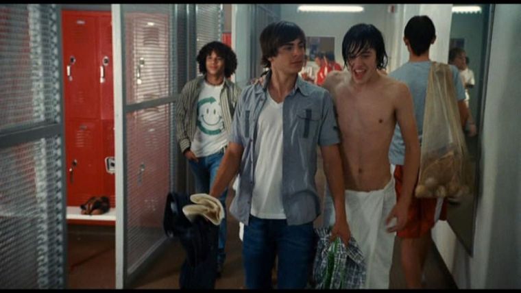 Matt Prokop, el recordado Jimmie Zara de Disney, permanece detenido en Texas sin derecho a fianza. Matt Prokop, el recordado Jimmie Zara de Disney, permanece detenido en Texas sin derecho a fianza.