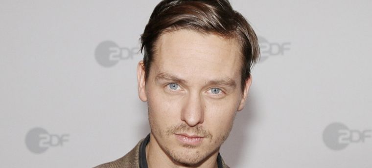 Tom Schilling es su protagonista. Foto: Archivo MDZ
