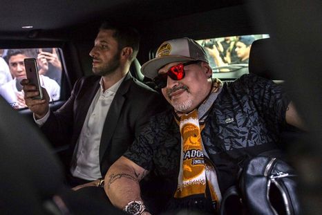 Matías Morla y las hermanas de Diego Armando Maradona recibieron un duro revés judicial por el control de la marca. Matías Morla y las hermanas de Diego Armando Maradona recibieron un duro revés judicial por el control de la marca.
