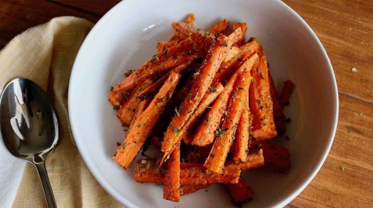 Probá la tarta de zanahoria caramelizada y queso feta. Foto: okdiario