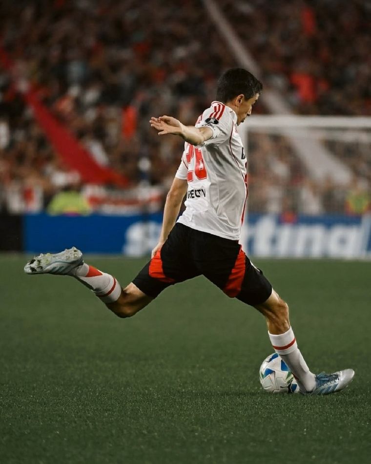 Nacho Fernández termina su vínculo con River Plate y ya comienza a definir su futuro. Nacho Fernández termina su vínculo con River Plate y ya comienza a definir su futuro.