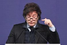 El presidente Javier Milei ante una semana en la que tras la presentación del proyecto de Presupuesto 2025 en el Congreso, se define cómo cierra el año en materia económica. Foto: Santiago Tagua/MDZ