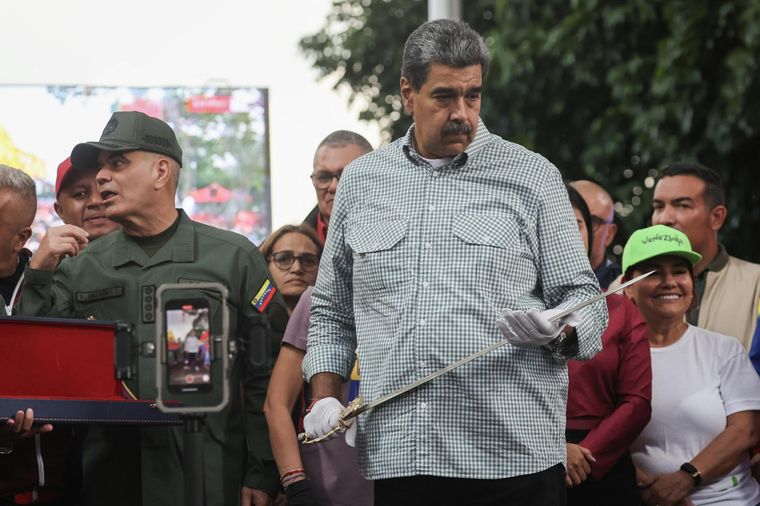 Nicolás Maduro dio el golpe y va en busca de los asilados. Foto: EFE