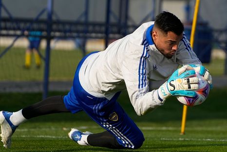 ¿Se va de Boca Juniors? Chiquito Romero fue sondeado por un club del fútbol argentino que está en la búsqueda de un arquero. ¿Se va de Boca Juniors? Chiquito Romero fue sondeado por un club del fútbol argentino que está en la búsqueda de un arquero.