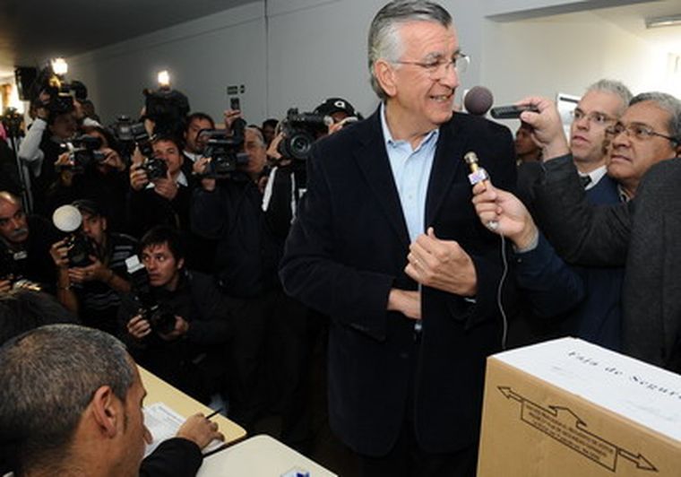 Gioja hablará en instantes. Foto: Alf Ponce / MDZ