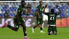 Argelia, out de la Copa Africana de Naciones en manos de Nigeria. Argelia, out de la Copa Africana de Naciones en manos de Nigeria.