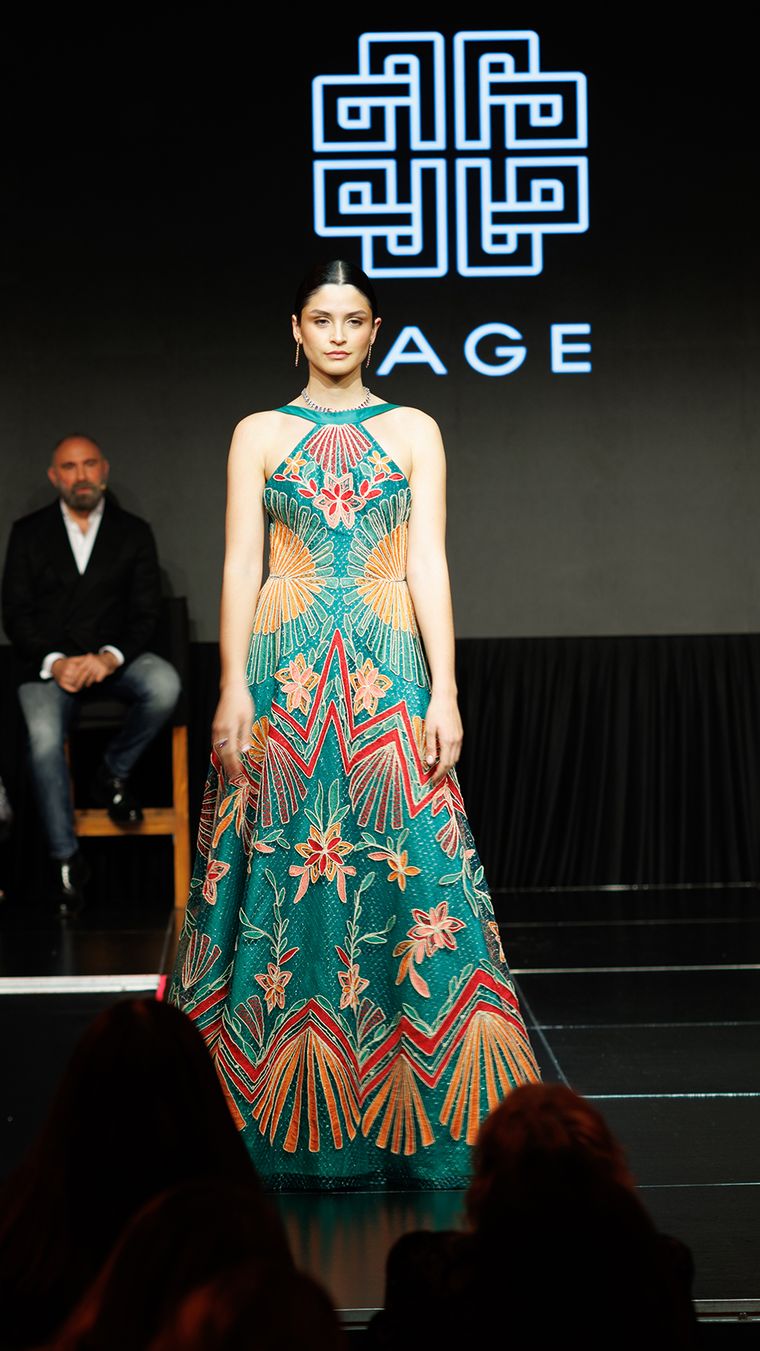 Un vestido inspirado en México que lució Valeria Mazza.