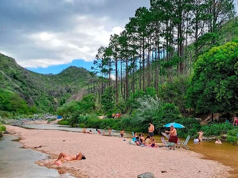 Este pueblo enamora con sus bosques y ríos Foto: Turismo en Argentina