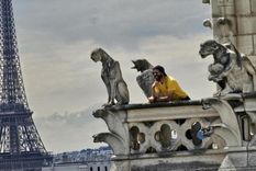Damián se encuentra desde finales de 2022 participando en la restitución de la carpintería medieval en la Catedral de Notre Dame de París. Foto: Damian Pinardi