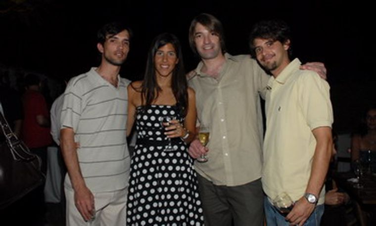 El equipo de Caucasia: Exequiel Barros, Elina Luco, Jorge Zorich y Bruno Escalona. Foto: Marcelo Ruiz / MDZ