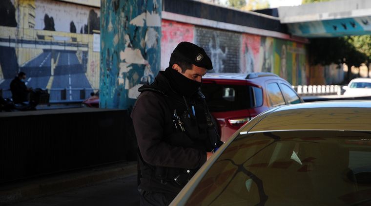 El hecho ocurrió porque el conductor no tenía papeles Foto: ALF PONCE MERCADO / MDZ