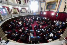 El Senado bonaerense convirtió en ley al RIGI de Kicillof y dio media sanción a la reforma de la caja jubilatoria del BAPRO. Foto: Nicolas Braicovich