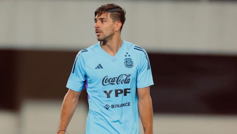 Giovani Simeone seguirá en Napoli. Foto: Instagram