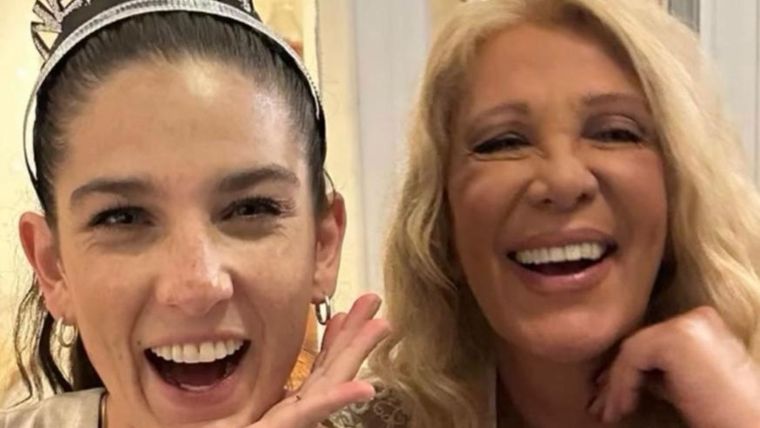 La joven explicó el motivo del distanciamiento de su madre. La joven explicó el motivo del distanciamiento de su madre.