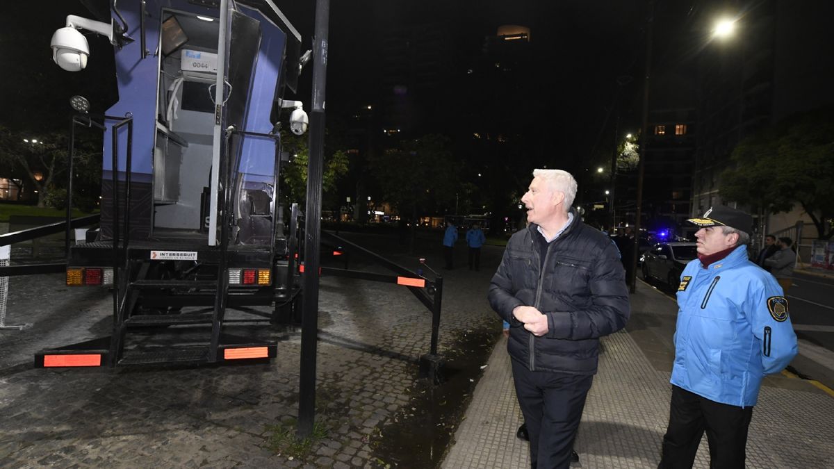 El nuevo ministro de Seguridad porteño mandará a más de 700 policías a