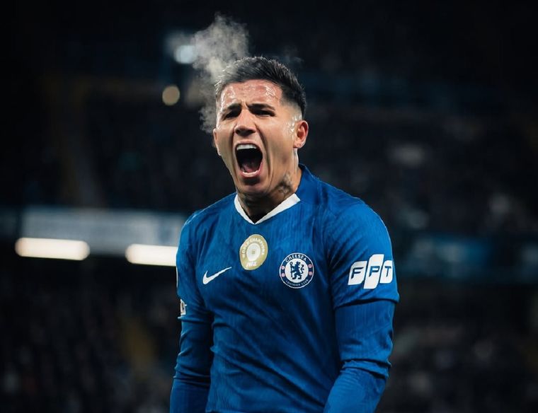 El volante campeón del mundo aseguró que está enfocado en seguir ganando títulos con los Blues.