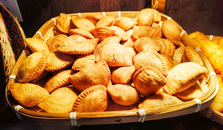 La receta de empanadas de papa y curry es una excelente opción vegetariana, sabrosa y sin ingredientes complejos. La receta de empanadas de papa y curry es una excelente opción vegetariana, sabrosa y sin ingredientes complejos.