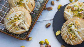 Receta de galletas con pistacho al estilo casero.