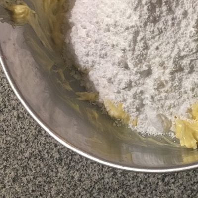 Manteca y harina para el molde