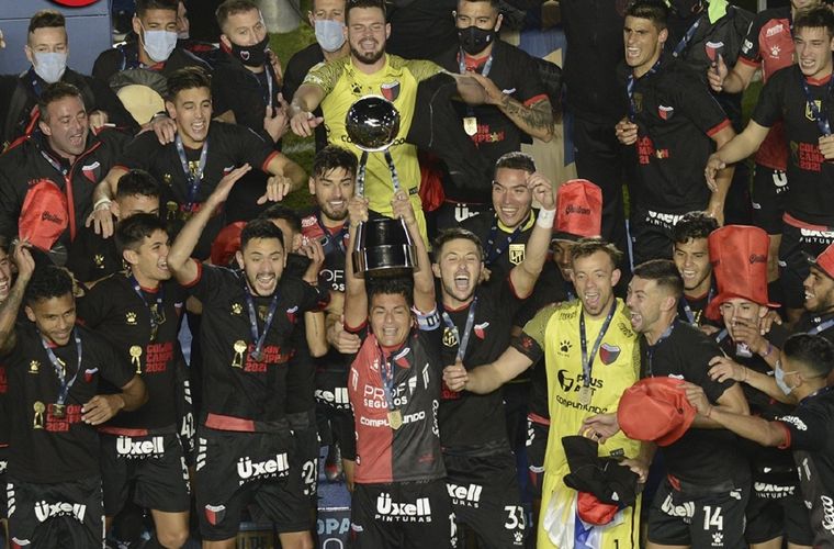 Colón es el nuevo campeón del fútbol argentino Foto: @SC_ESPN