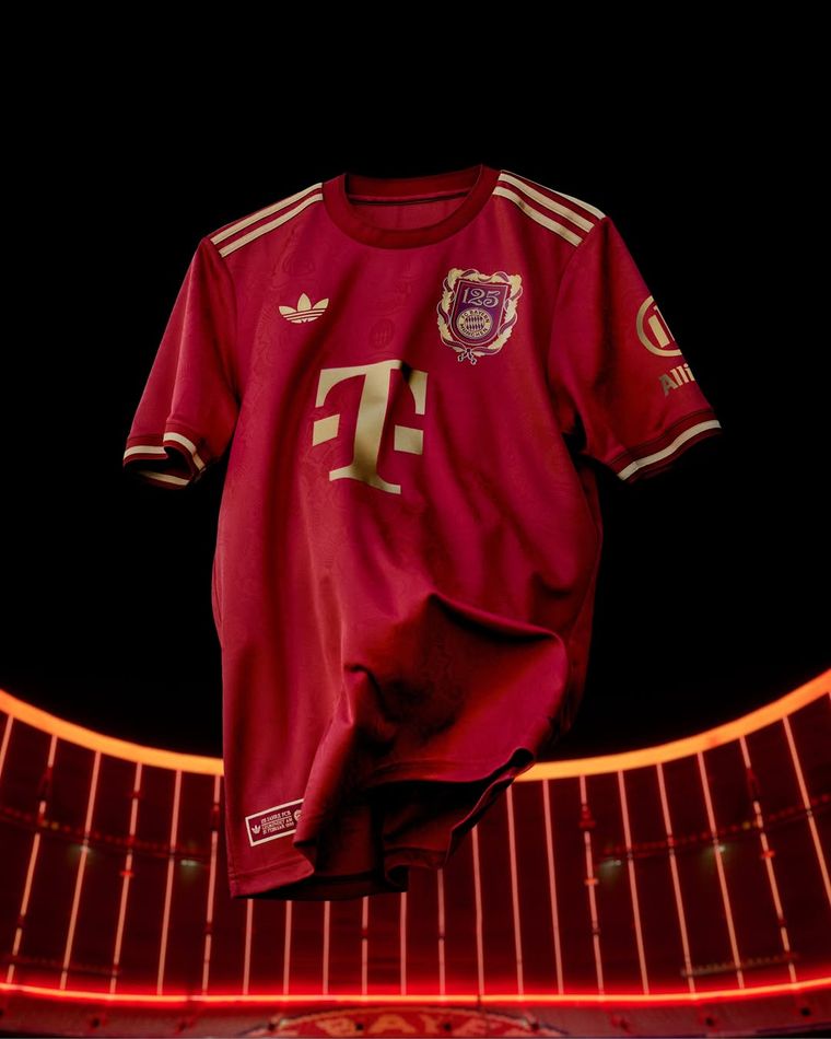 Camiseta conmemorativa del aniversario 125 de la institución alemana. Camiseta conmemorativa del aniversario 125 de la institución alemana.