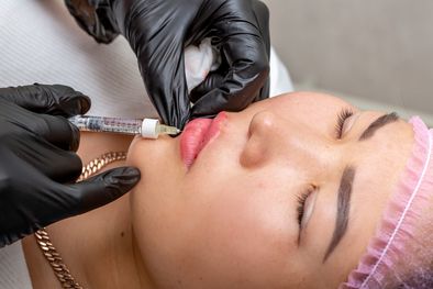 MDZol | La Sociedad Argentina de Cirugía Plástica inició una campaña para evitar el inclusismo médico que puede tener serias complicaciones en la salud de los pacientes Foto: Shutterstock