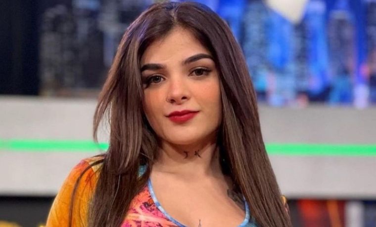 Karely Ruiz posa frente a cámara y enseña su tatuaje más íntimo Karely Ruiz se posiciona entre las cinco mujeres mexicanas que más ganan en internet. Foto: Instagram