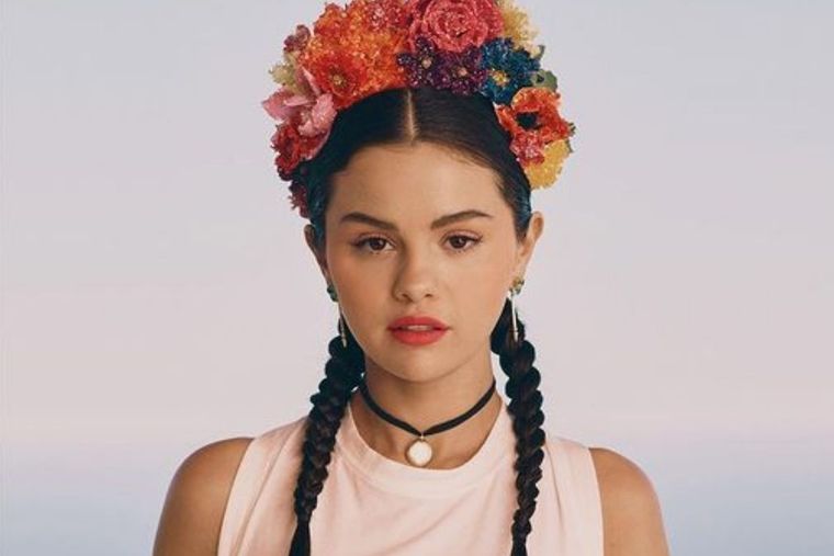 Selena Gomez, De una vez