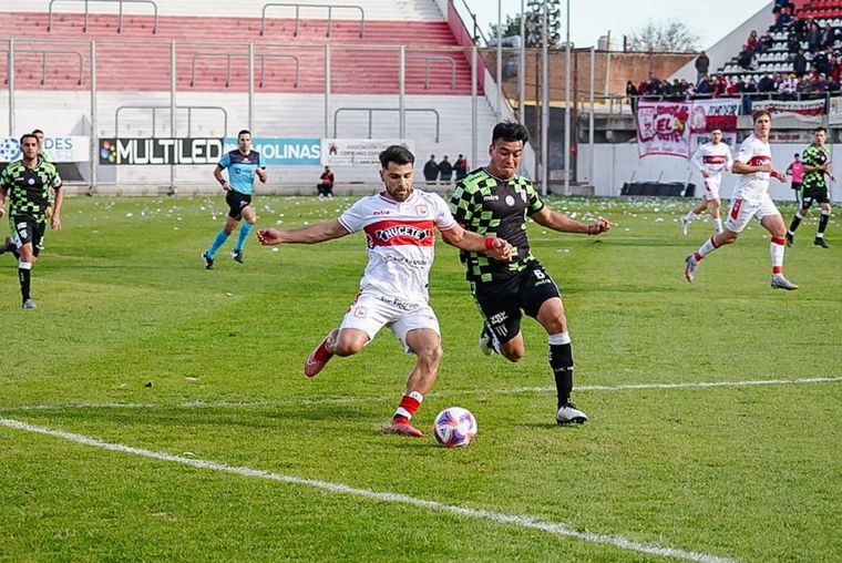 El partido se jugó en el estadio del Gallito. Foto: Prensa Morón