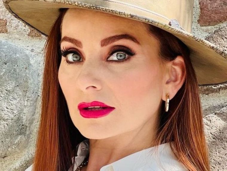 Elizabeth Álvarez rompió el silencio y habló sobre la supuesta infidelidad de su esposo Jorge Salinas.