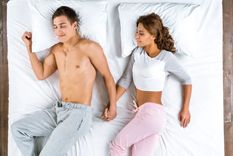 Según la ciencia descubre que revelan sobre las posiciones de dormir en las que duerme tu pareja ¡Te sorprenderás!