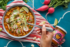 Pozole. Foto: Siete Foods - https://cdn.shopify.com/s/